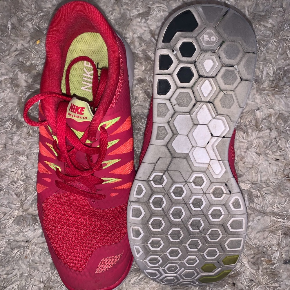 Pink Nike running shoes (free .8)